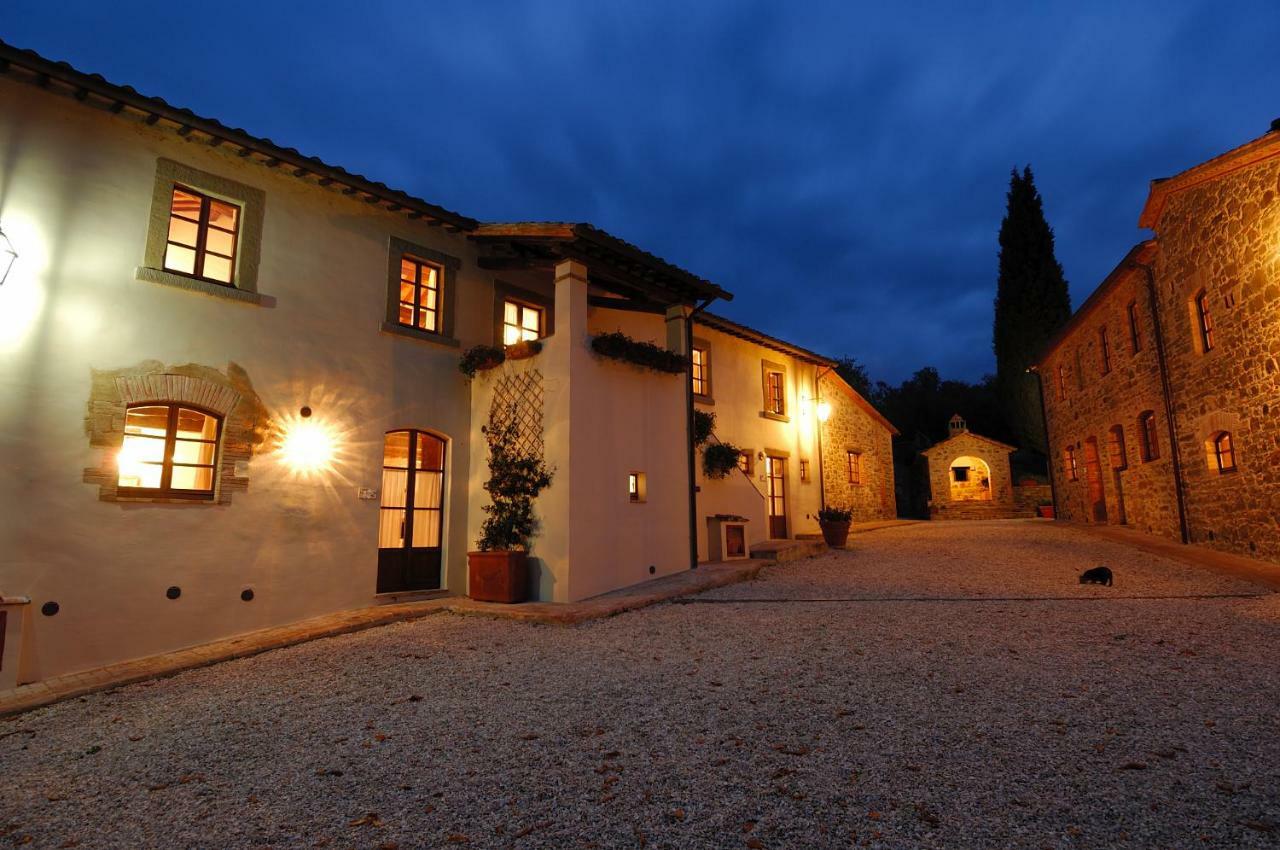 Relais Borgo Torale Hotel ปัสซีญาโน ซุล ตราซีเมโน ภายนอก รูปภาพ