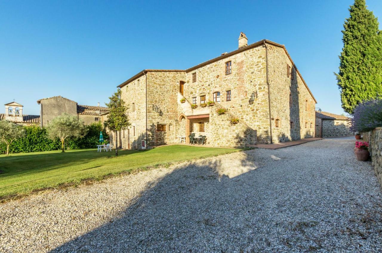 Relais Borgo Torale Hotel ปัสซีญาโน ซุล ตราซีเมโน ภายนอก รูปภาพ