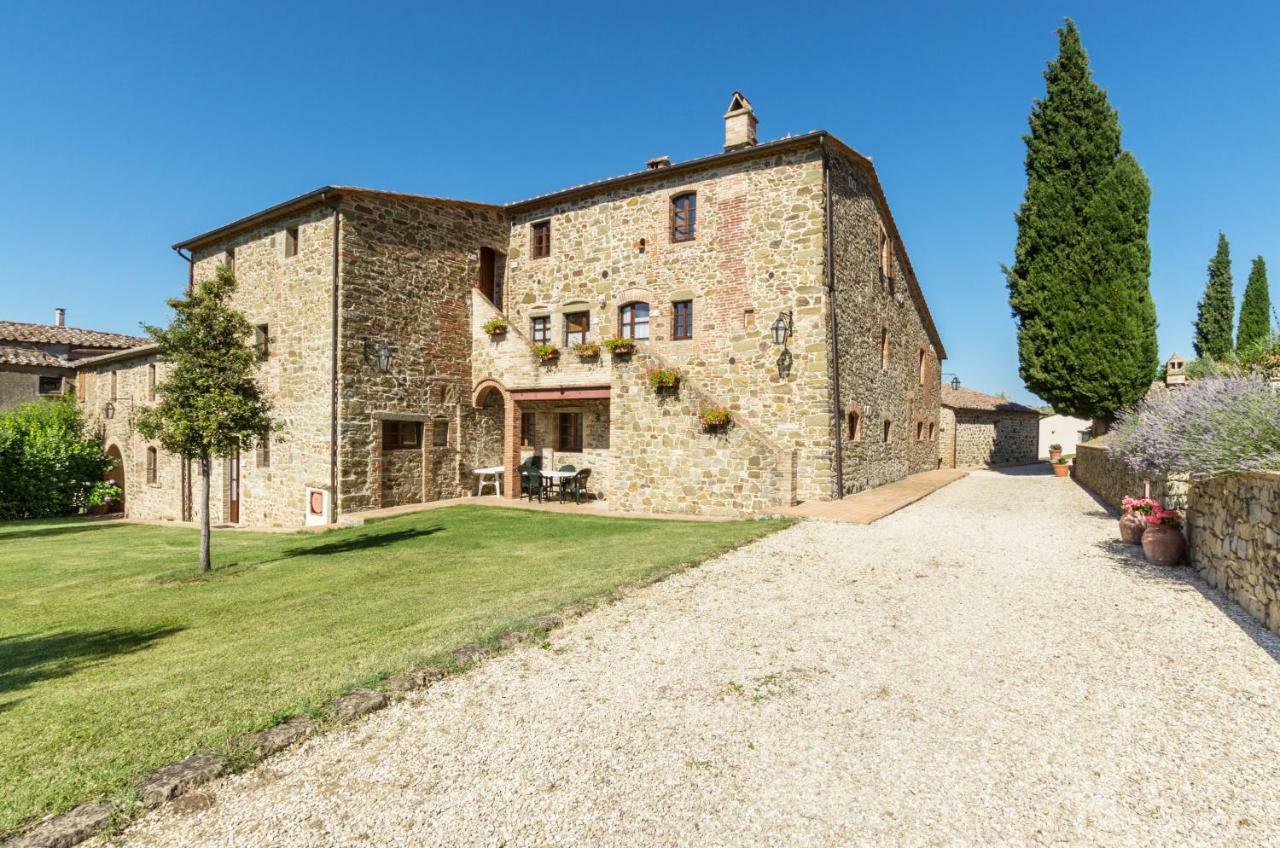 Relais Borgo Torale Hotel ปัสซีญาโน ซุล ตราซีเมโน ภายนอก รูปภาพ