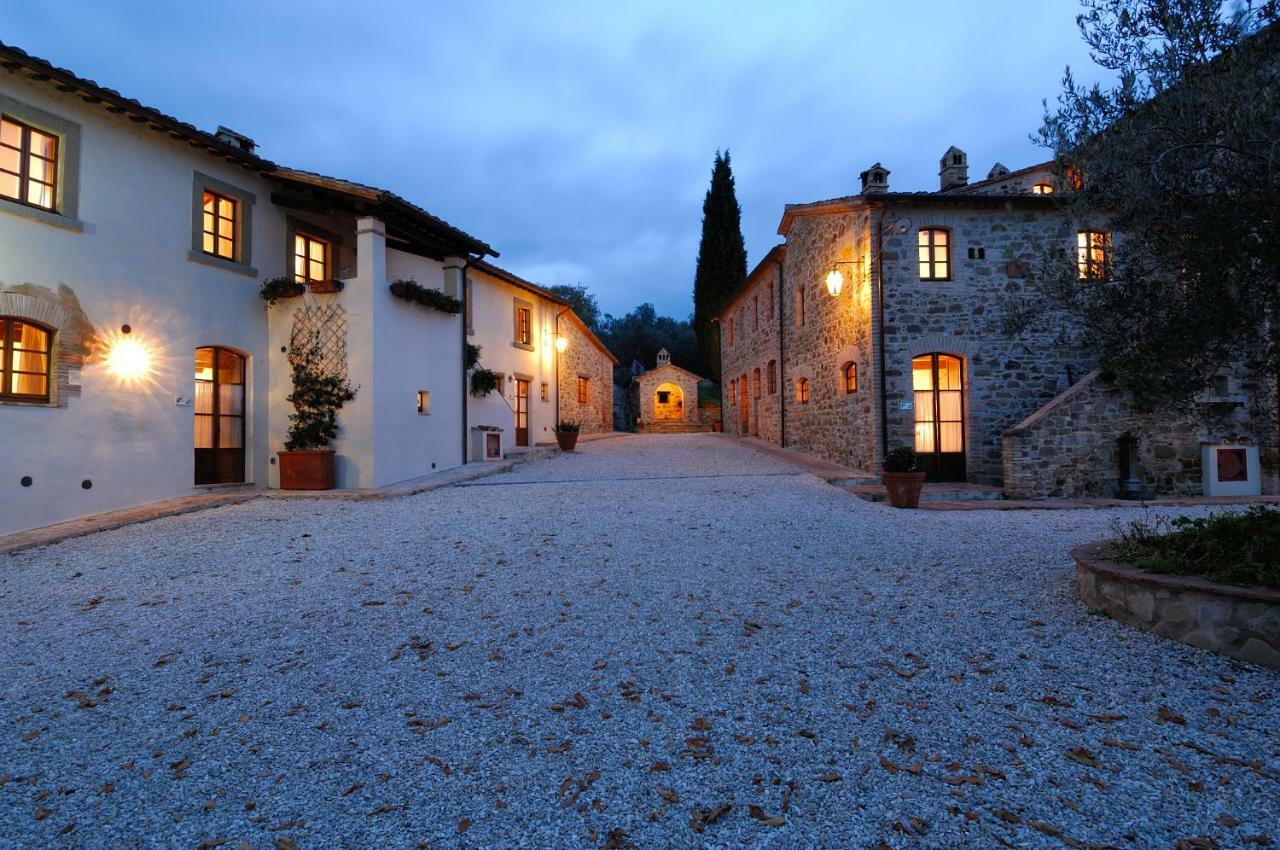 Relais Borgo Torale Hotel ปัสซีญาโน ซุล ตราซีเมโน ภายนอก รูปภาพ