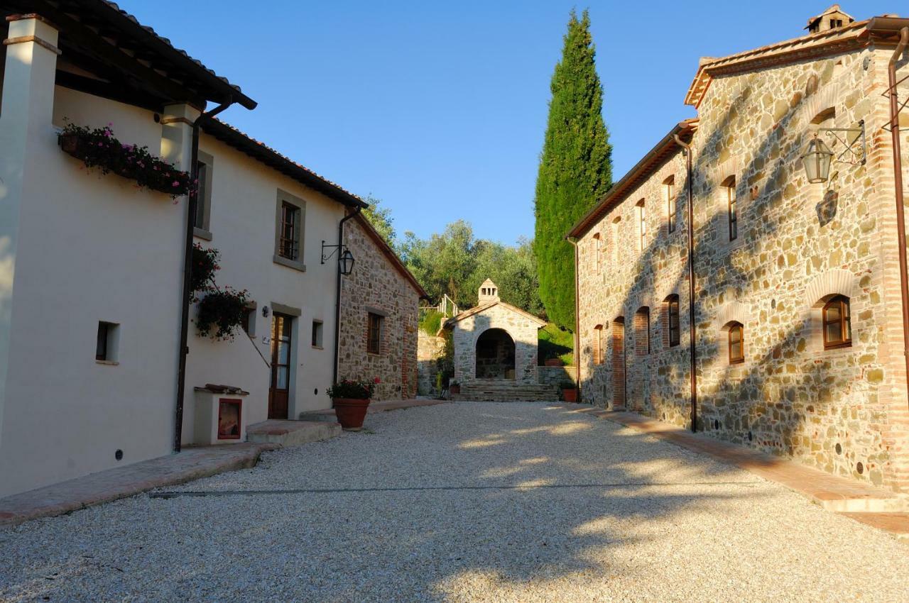Relais Borgo Torale Hotel ปัสซีญาโน ซุล ตราซีเมโน ภายนอก รูปภาพ