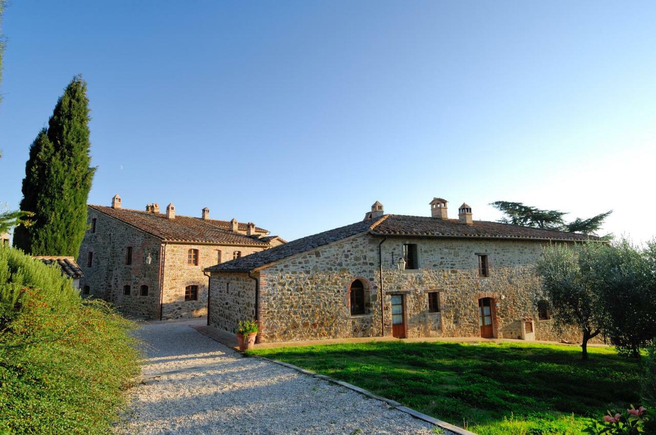 Relais Borgo Torale Hotel ปัสซีญาโน ซุล ตราซีเมโน ภายนอก รูปภาพ